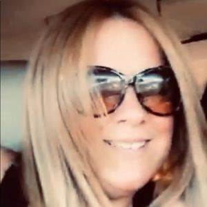 Meet your Posher, Glenda